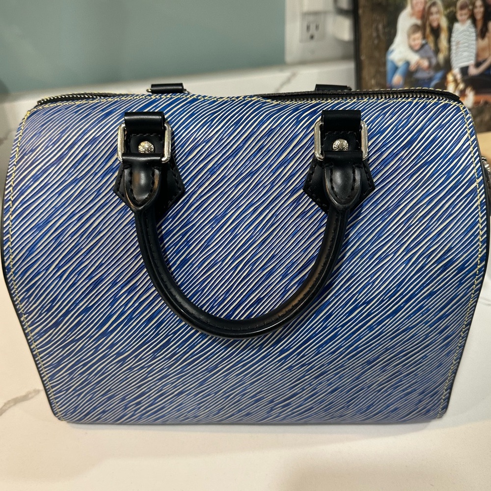 Louis Vuitton Speedy Bandouliere EPI